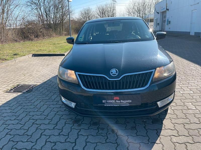 Gebraucht Skoda Rapid Ambition 86 PS (63 kW) 2013 Schwarz Limousine