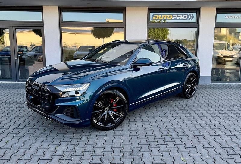 Blau Gebraucht 2019 Audi Q8 S-line plus SUV | 49.990 € (Fairer Preis) - Bild 1/4