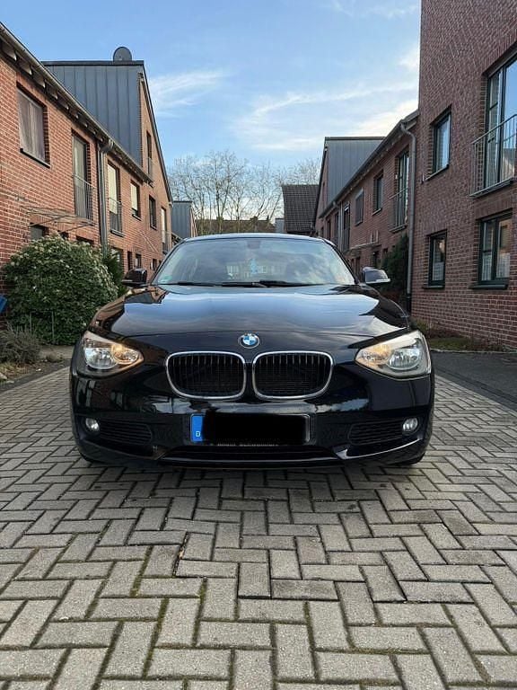 Gebraucht BMW 116 136 PS (100 kW) 2013 Schwarz Kleinwagen