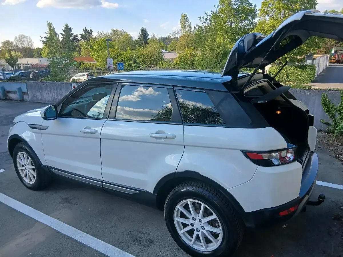 Gebraucht Land Rover Range Rover 150 PS (110 kW) 2015 Weiß SUV