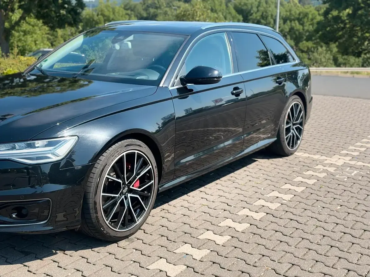 Gebraucht Audi A6 Comfort 218 PS (160 kW) 2016 Schwarz Kombi