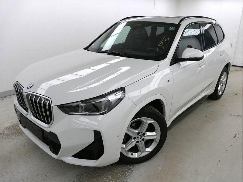 Alpinweiss 3 Gebraucht 2024 BMW X1 M Sport SUV | 38.380 € (Fairer Preis) - Bild 1/4