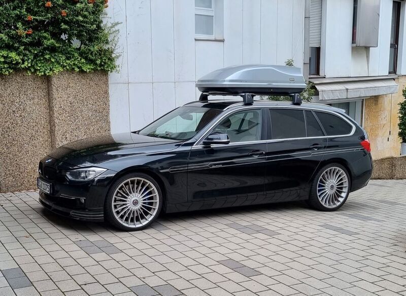 Schwarz Gebraucht 2014 BMW 330 Performance Kombi | 18.900 € (Superpreis) - Bild 1/4
