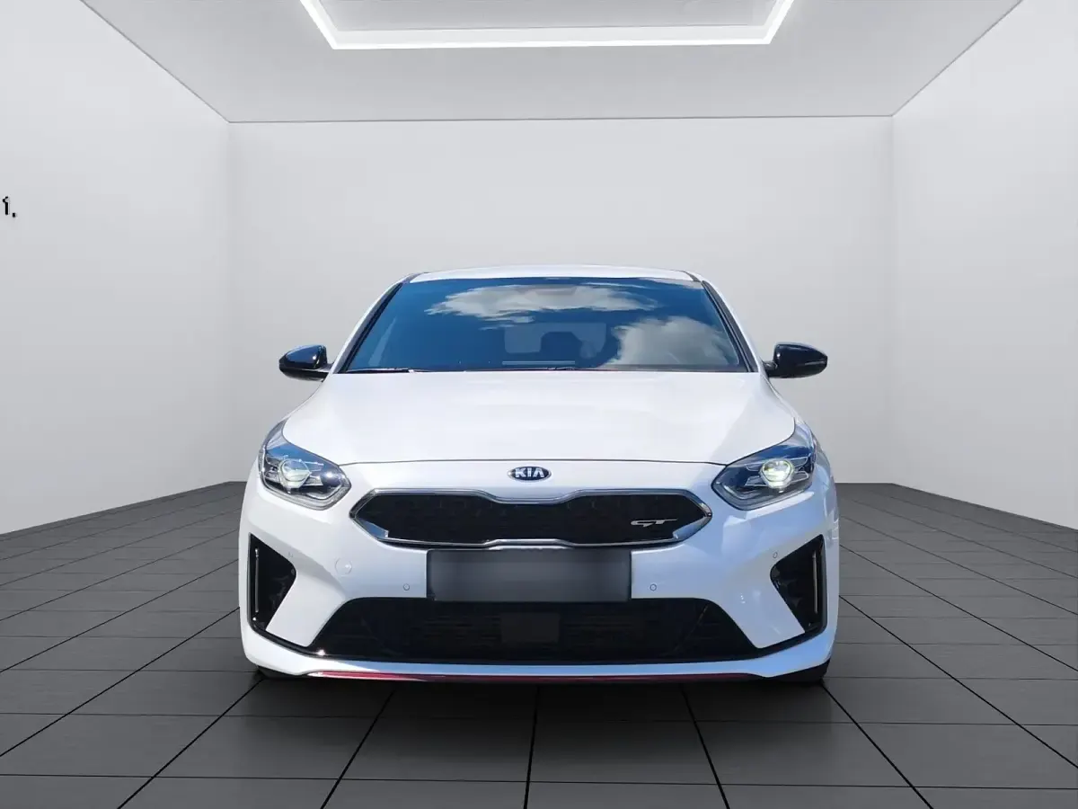Gebraucht Kia ProCeed GT 204 PS (150 kW) 2020 Weiß metallic Kombi