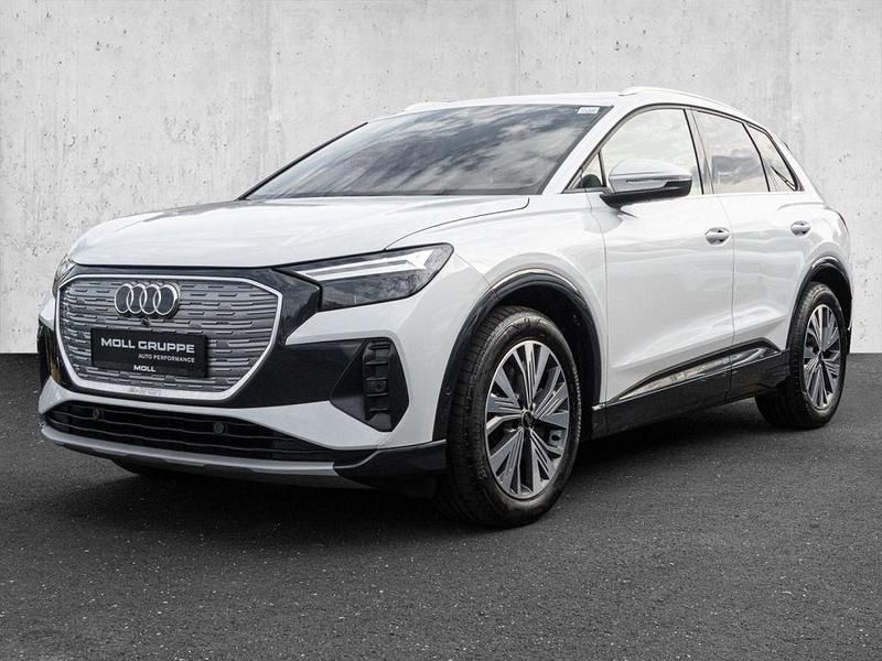 Gebraucht Audi e-tron 150 kW (204 PS) 2023 Gletscherweiß (metallic) SUV