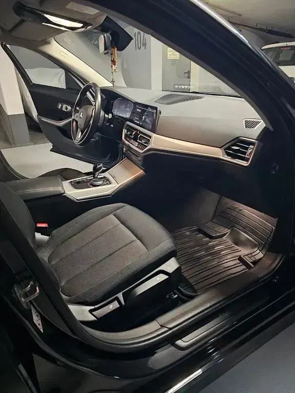 Gebraucht BMW 320 Advantage 190 PS (139 kW) 2022 Schwarz Kombi