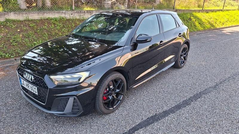 Schwarz Gebraucht 2020 Audi A1 Sportback Design Kleinwagen | 21.750 € (Guter Preis) - Bild 1/4