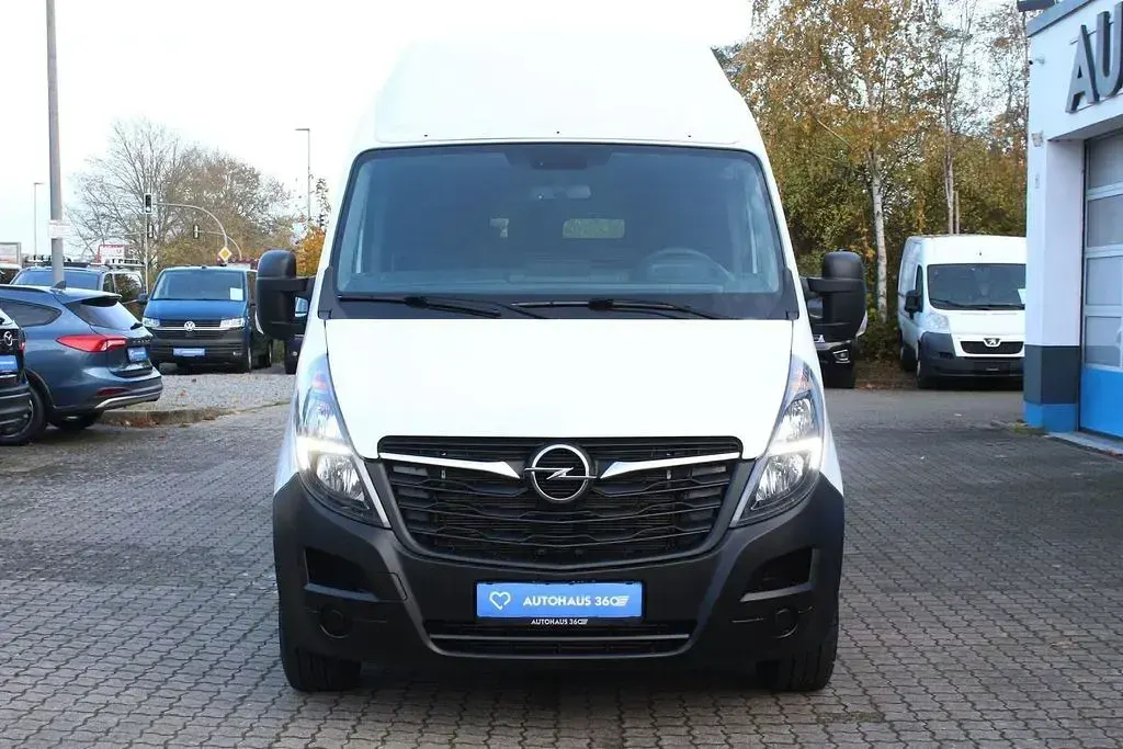 Gebraucht Opel Movano 145 PS (106 kW) 2022 Weiß Van
