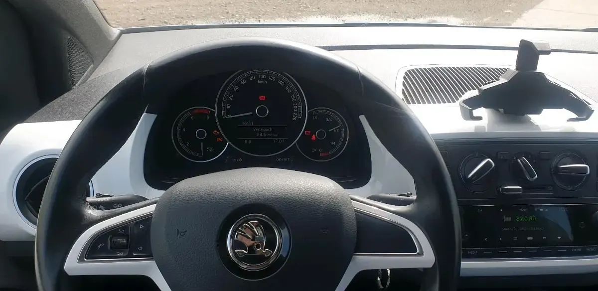 Gebraucht Skoda Citigo Fun 60 PS (44 kW) 2017 Weiß Kleinwagen