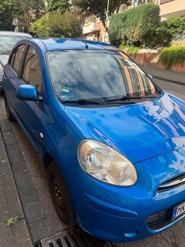 Blau Gebraucht 2012 Nissan Micra Kleinwagen | 2.800 € (Fairer Preis) - Bild 1/4