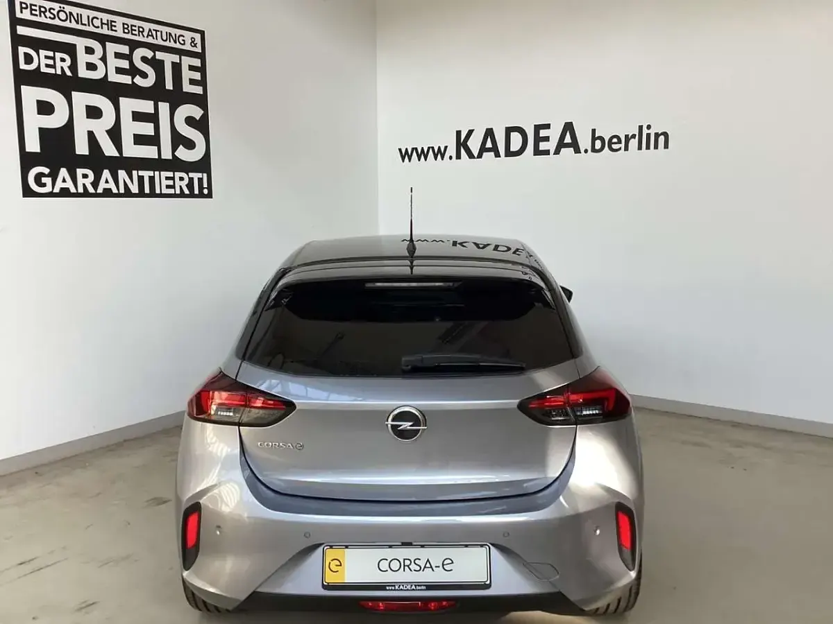 Neu Opel Corsa-e Edition 100 kW (136 PS) 2026 Silber Kleinwagen