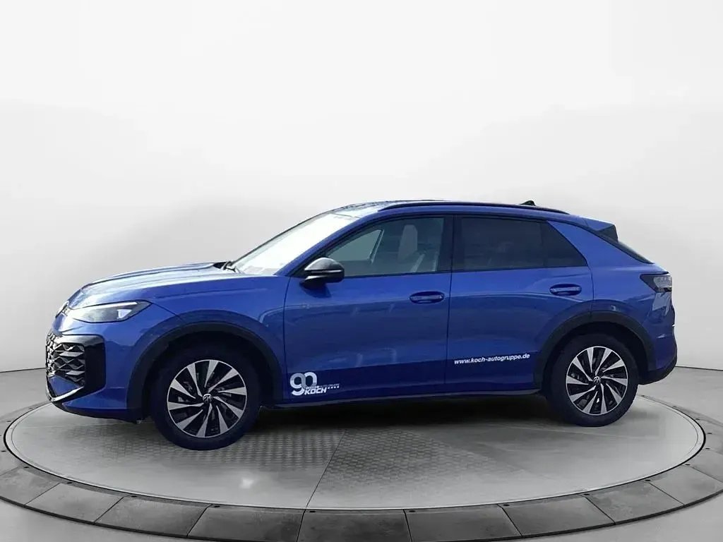 Gebraucht VW T-Roc R-line 150 PS (110 kW) 2025 Celestial blue metallic SUV