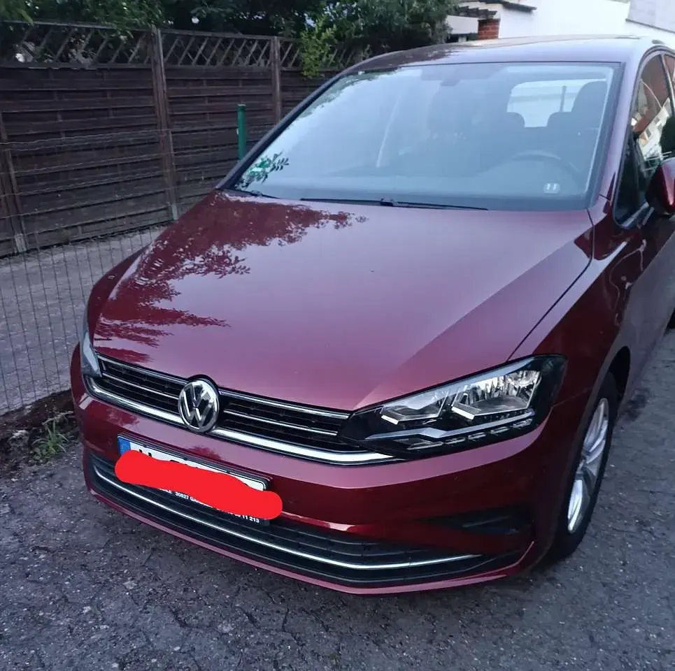Gebraucht VW Golf VII 116 PS (85 kW) 2020 Rot Kombi