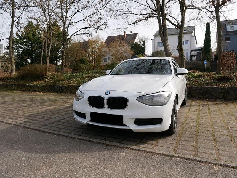 Gebraucht BMW 116 136 PS (100 kW) 2012 Weiß Kleinwagen