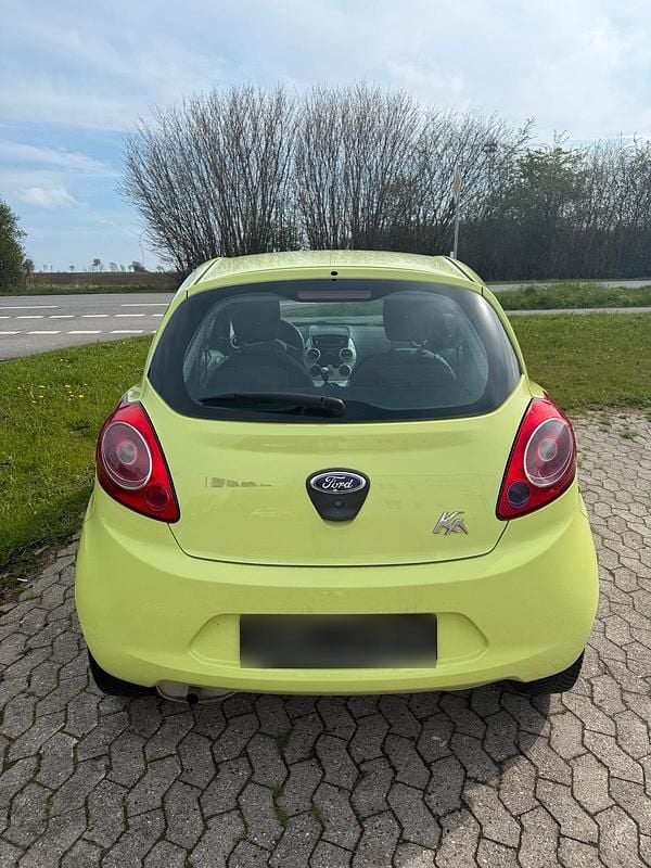 Second-hand Ford Ka 69 CP (50 kW) 2013 Verde Hatchback