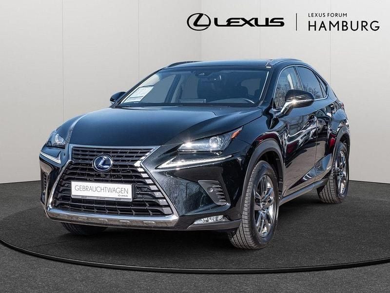 Gebraucht Lexus NX300h E-FOUR 197 PS (144 kW) 2018 Schwarz SUV