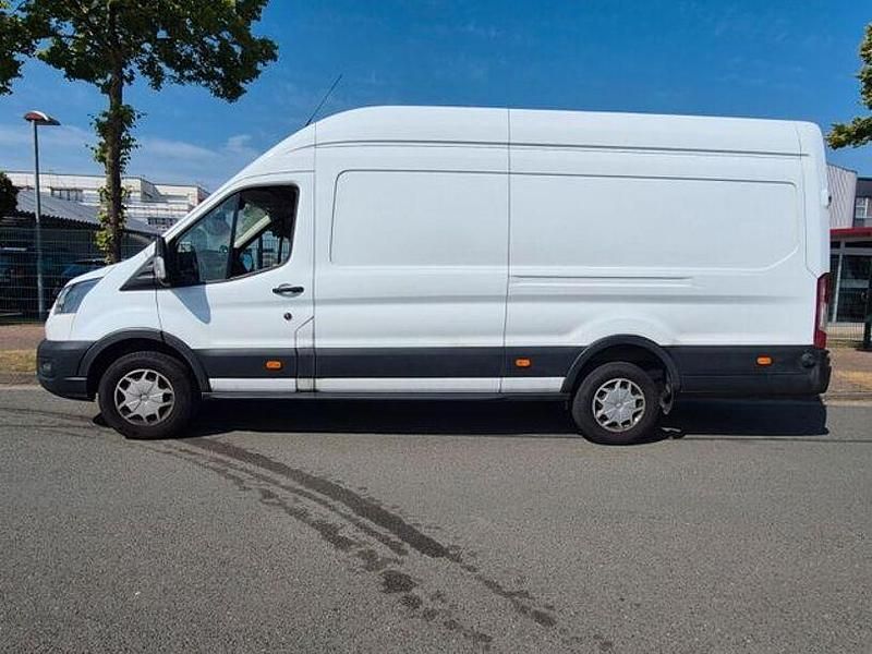 Gebraucht Ford Transit Trend 180 PS (132 kW) 2015 Andere Limousine