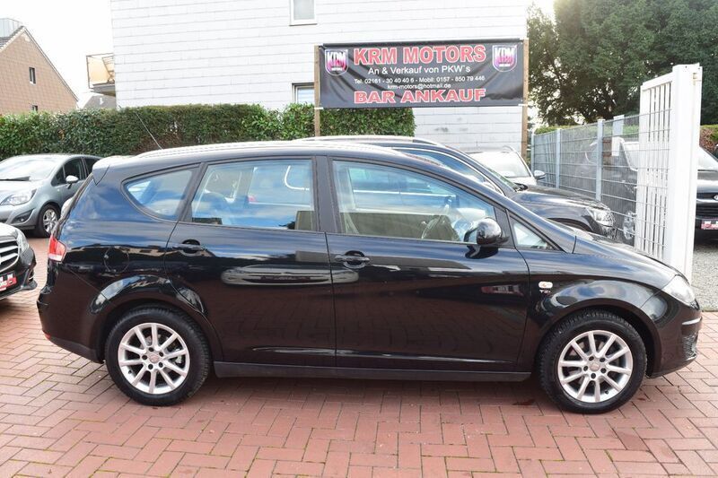 Schwarz Gebraucht 2011 Seat Altea XL Van / Kleinbus | 6.490 € (Fairer Preis) - Bild 1/4