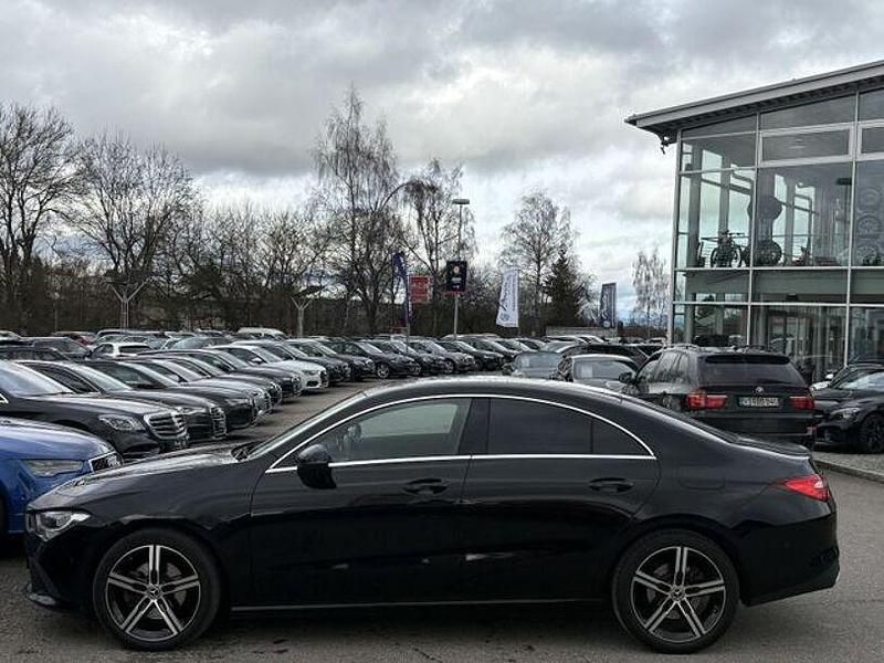 Gebraucht Mercedes CLA200 150 PS (110 kW) 2022 Schwarz Limousine