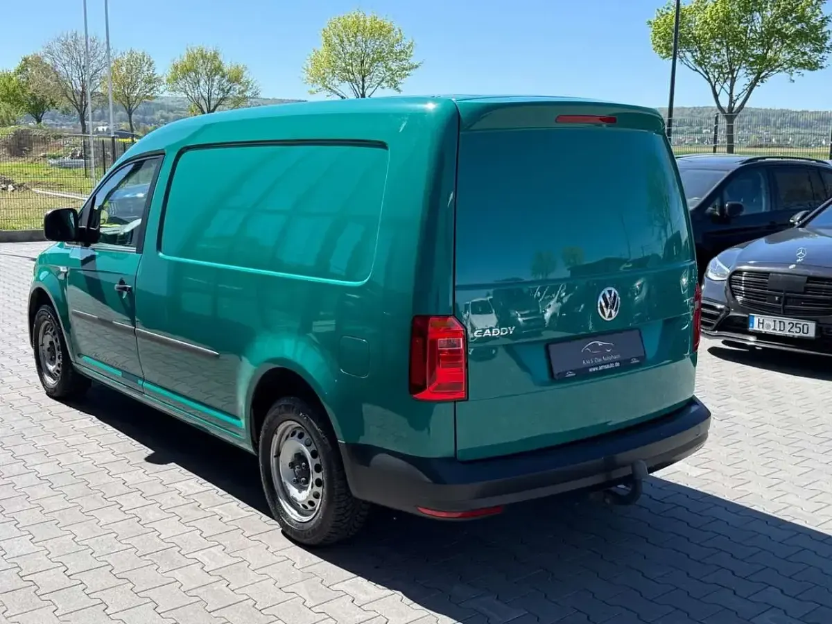Occasion VW Caddy 102 ch (75 kW) 2017 Vert Monospace