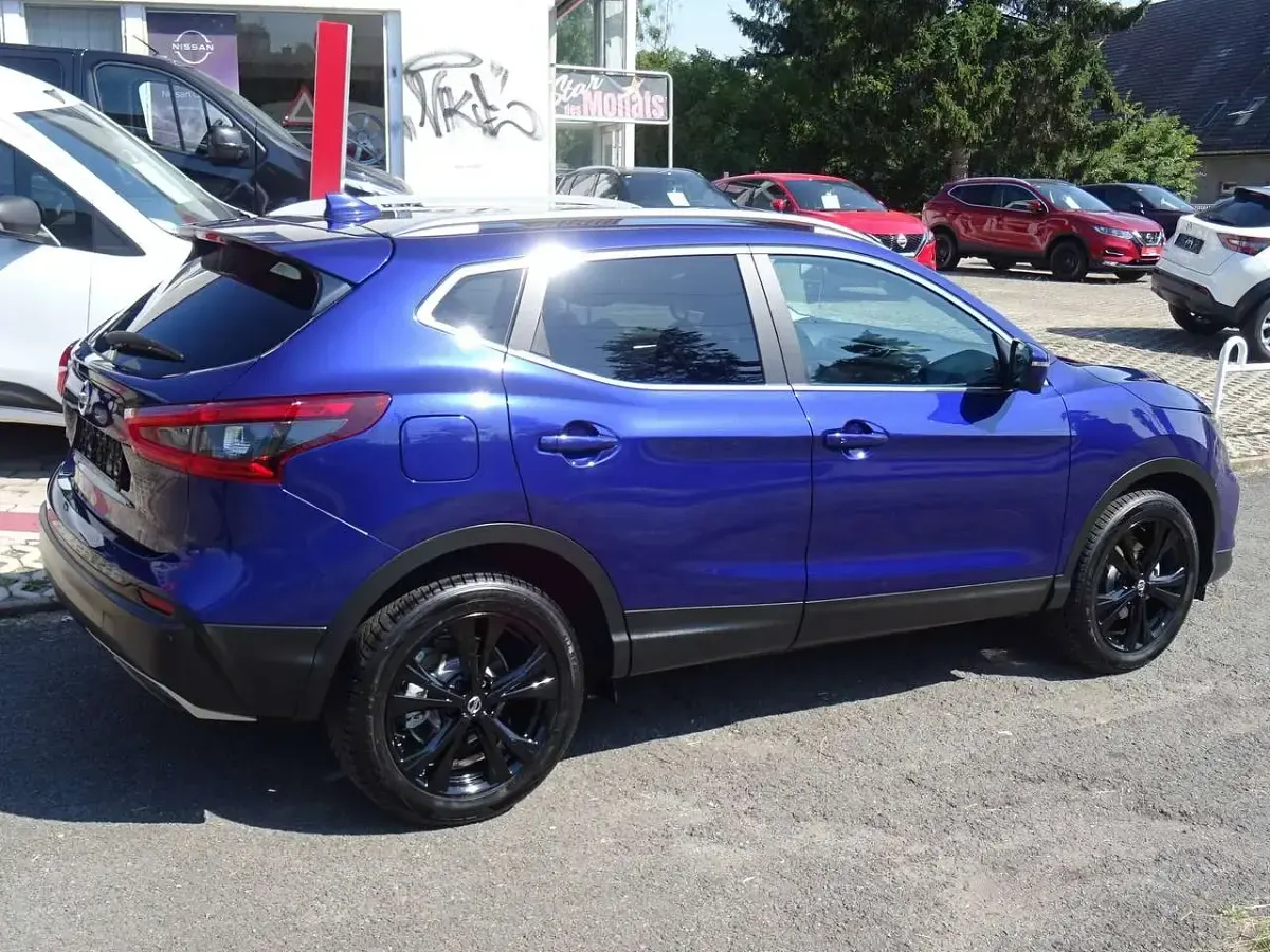 Gebraucht Nissan Qashqai Tekna 116 PS (85 kW) 2018 Ink blue SUV