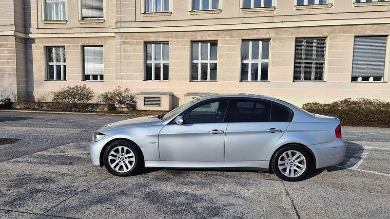 Gebraucht BMW 320 150 PS (110 kW) 2006 Silber Limousine