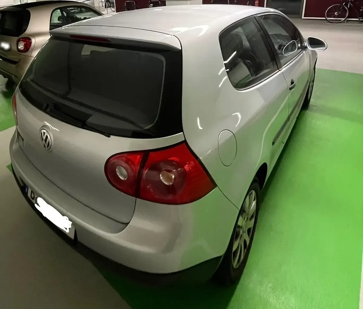 Gebraucht VW Golf V Trendline 75 PS (55 kW) 2004 Silber Kleinwagen