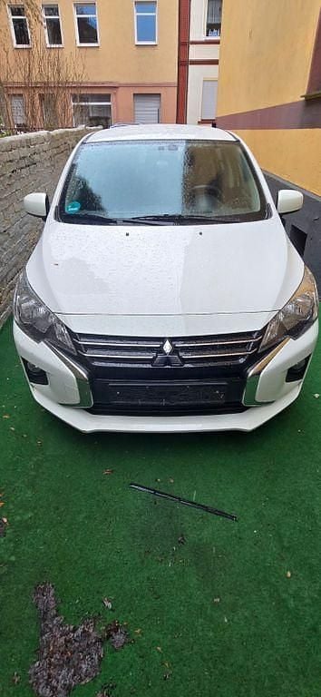 Gebraucht Mitsubishi Space Star Select 71 PS (52 kW) 2021 Weiß Kleinwagen