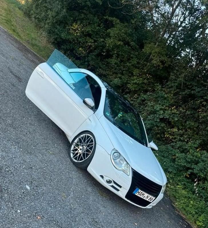 Weiß Gebraucht 2008 VW Eos Edition Cabrio | 4.850 € (Etwas zu teuer) - Bild 1/3