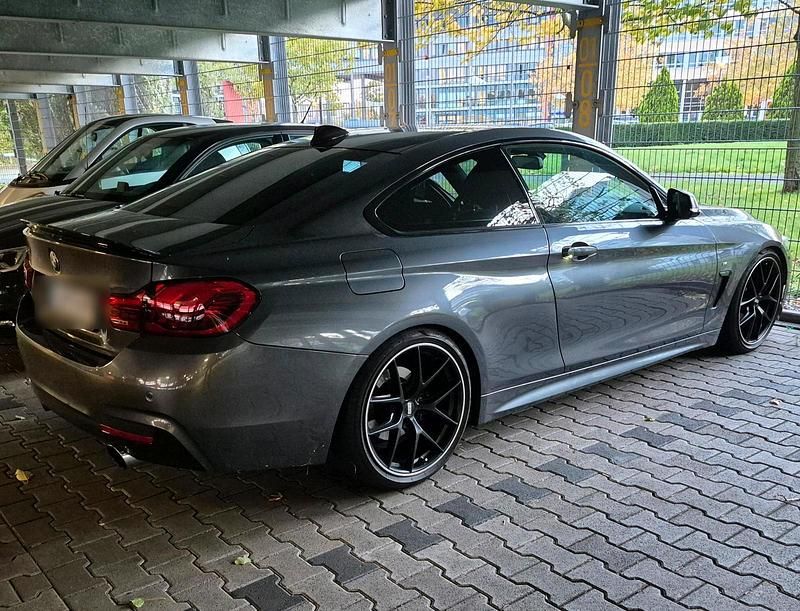 Grau Gebraucht 2013 BMW 428 M Sport Coupé | 29.000 € - Bild 1/1
