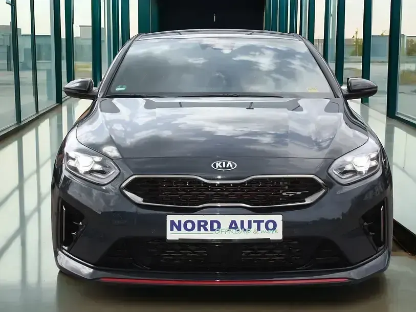 Gebraucht Kia ProCeed GT 204 PS (150 kW) 2018 Grau Limousine