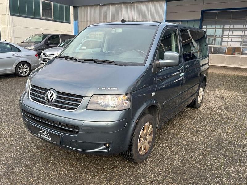 Grau Gebraucht 2006 VW Multivan Comfortline Van | 8.990 € - Bild 1/4