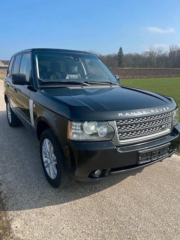 Gebraucht Land Rover Range Rover Vogue 272 PS (200 kW) 2010 Schwarz SUV