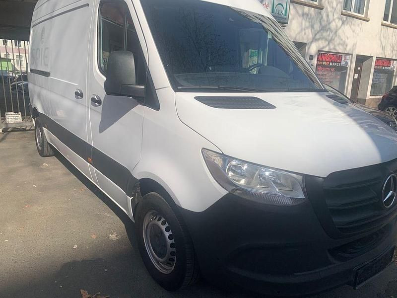 Gebraucht Mercedes Sprinter 143 PS (105 kW) 2019 Arktikweiss Van