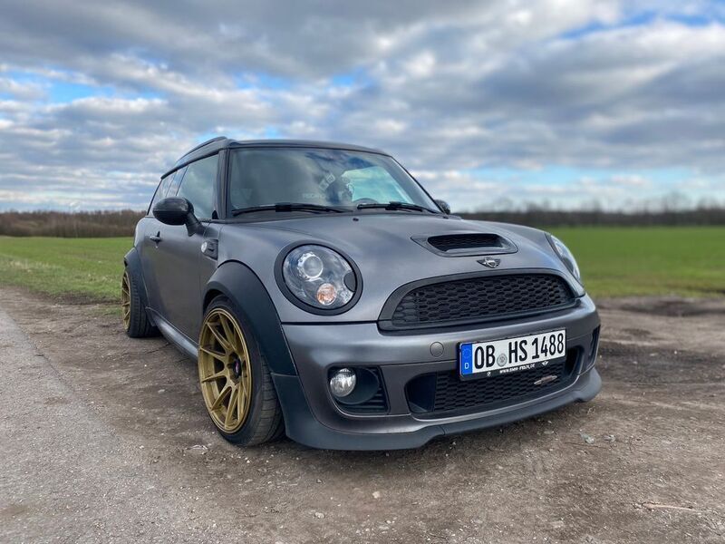 Schwarz Gebraucht 2013 Mini John Cooper Works Clubman Kombi | 14.000 € (Fairer Preis) - Bild 1/4