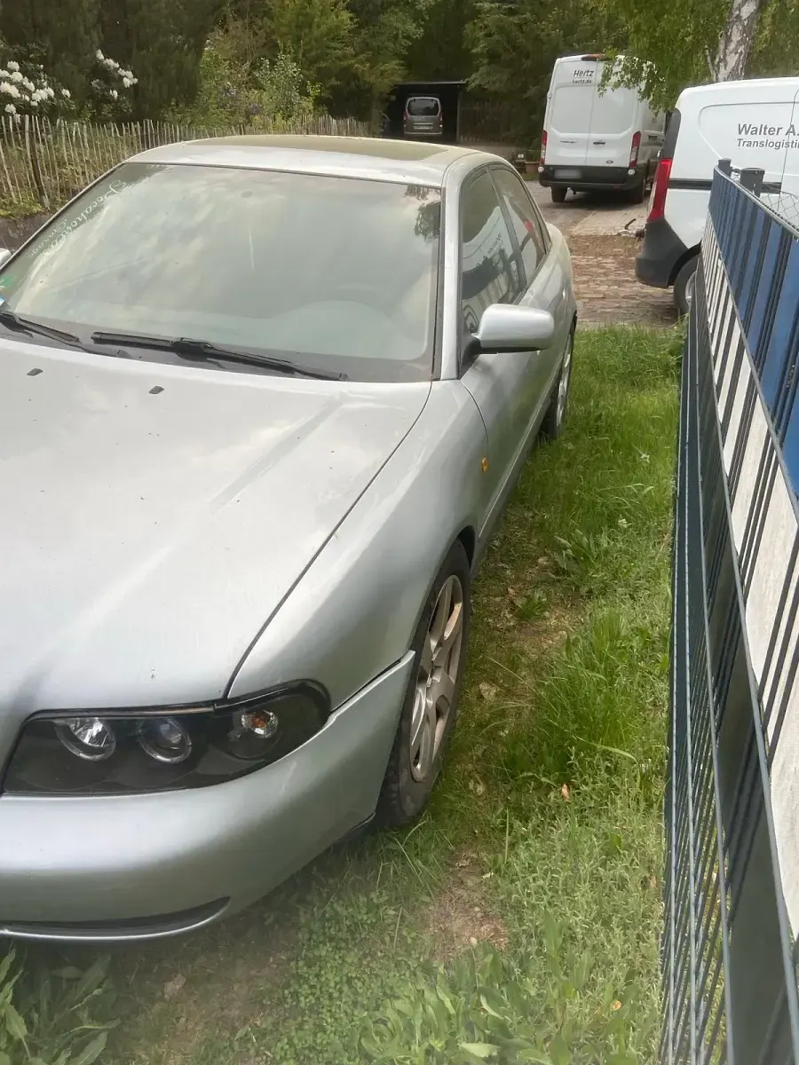 Gebraucht Audi A4 110 PS (80 kW) 1997 Silber Limousine