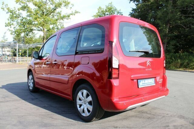 Gebraucht Citroën Berlingo SELECTION 92 PS (67 kW) 2014 Rot Van / Kleinbus