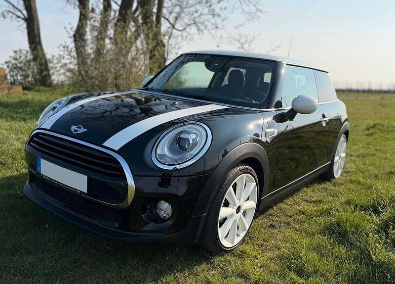 Gebraucht Mini Cooper 136 PS (100 kW) 2017 Schwarz Kleinwagen