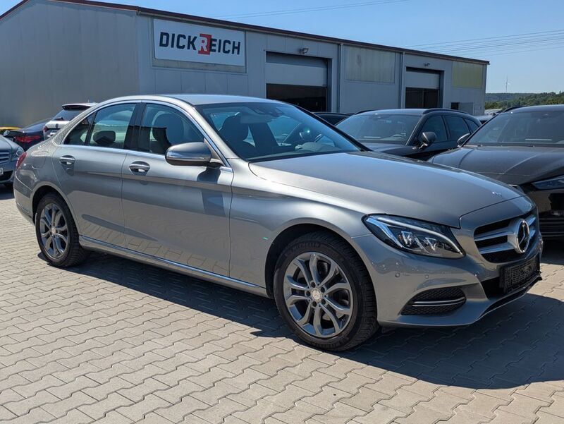 Palladiumsilber metallic Gebraucht 2014 Mercedes C250 Avantgarde Limousine | 19.950 € (Guter Preis) - Bild 1/4