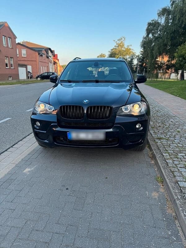 Blau Gebraucht 2010 BMW X5 SUV | 8.950 € (Superpreis) - Bild 1/4