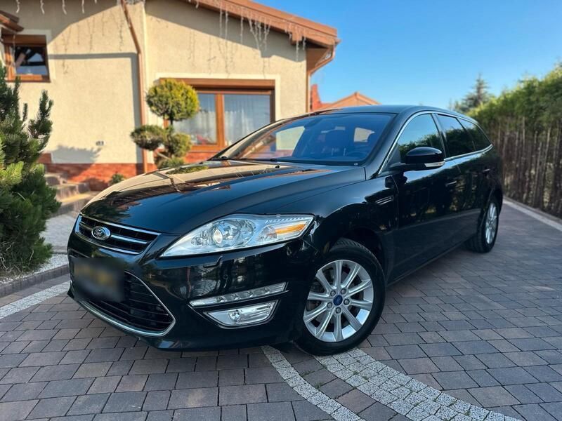 Schwarz Gebraucht 2011 Ford Mondeo Titanium Kombi | 5.500 € (Etwas zu teuer) - Bild 1/4