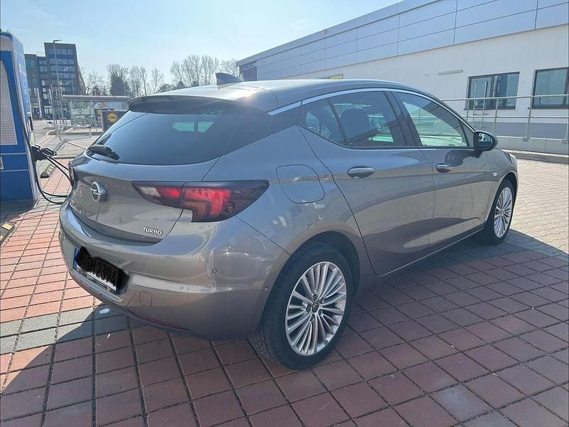 Gebraucht Opel Astra Innovation 125 PS (91 kW) 2016 Grau Limousine