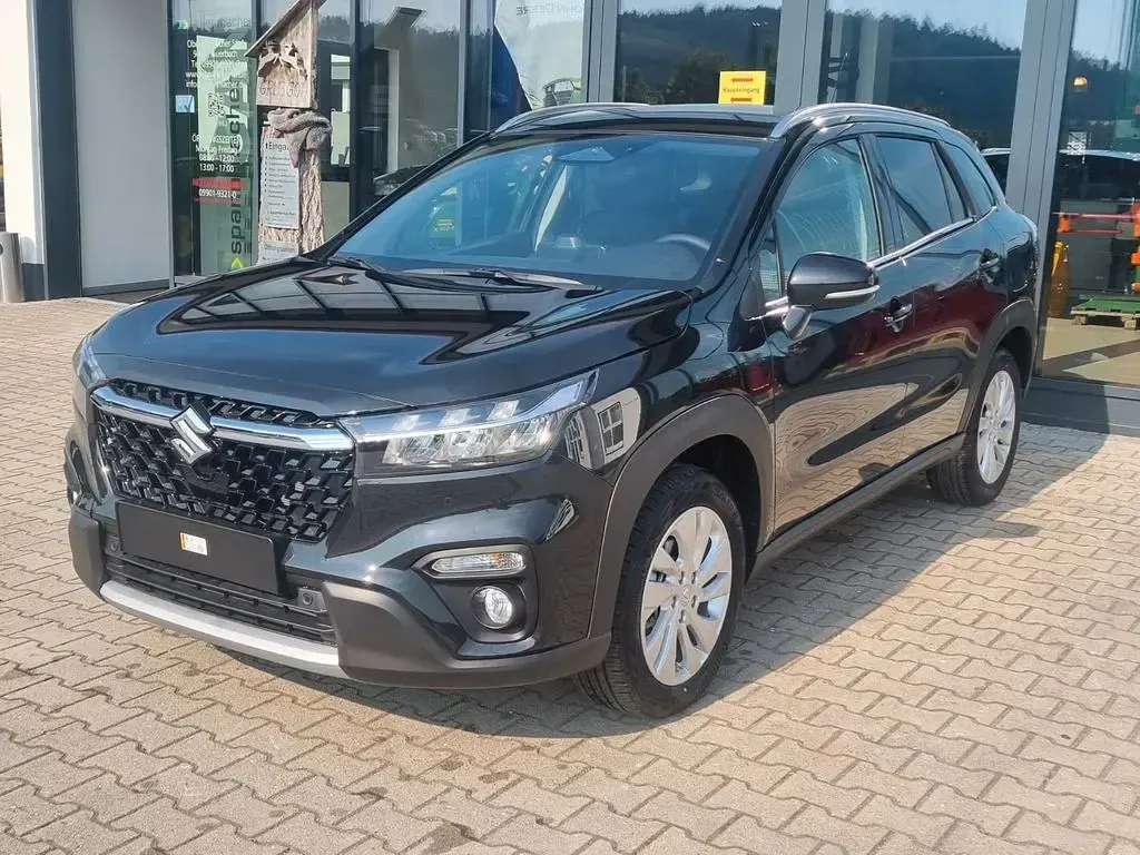 Neu Suzuki SX4 S-Cross Comfort 110 PS (80 kW) 2026 Schwarz SUV