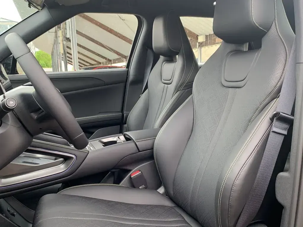 Neu BYD Atto 2 Boost 130 kW (177 PS) 2025 Weiß SUV