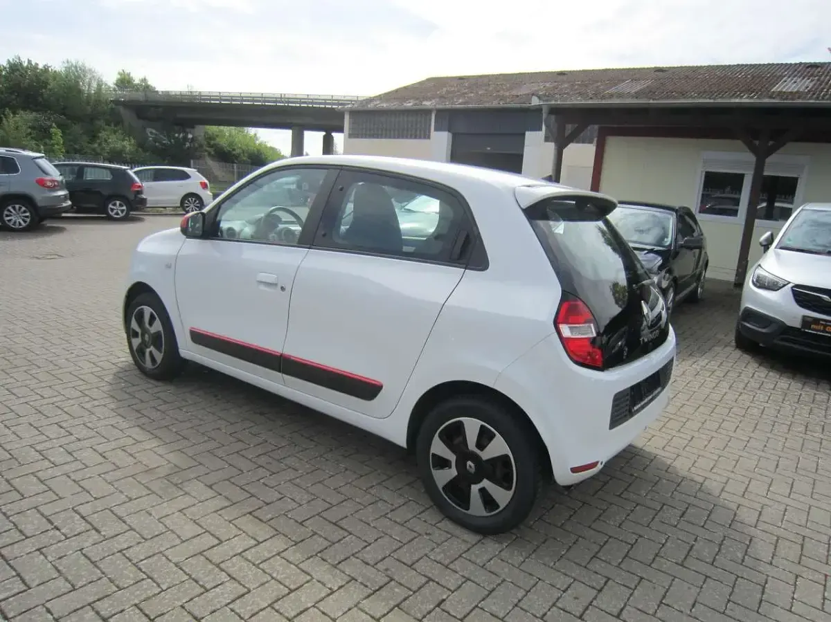 Gebraucht Renault Twingo Dynamique 71 PS (52 kW) 2014 Crystal weiss Kleinwagen