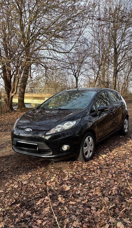 Schwarz Gebraucht 2012 Ford Fiesta Trend Limousine | 3.390 € (Fairer Preis) - Bild 1/4