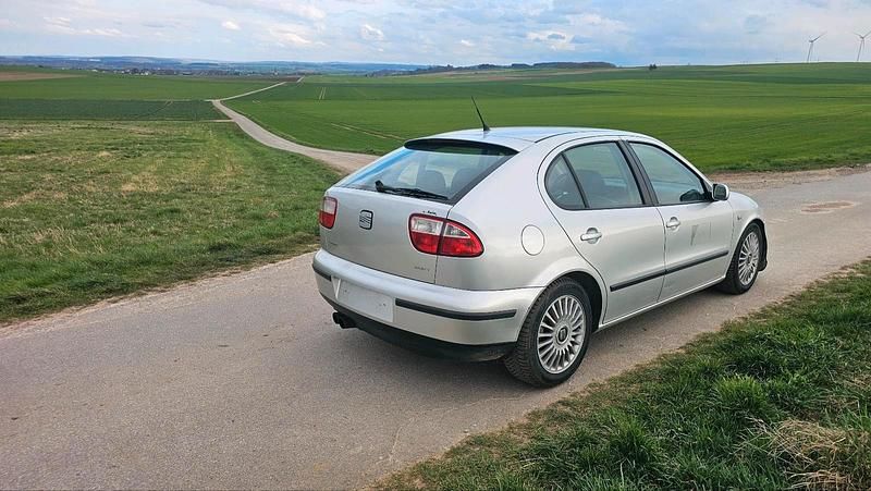 Gebraucht Seat Leon 180 PS (132 kW) 2000 Silber Kleinwagen