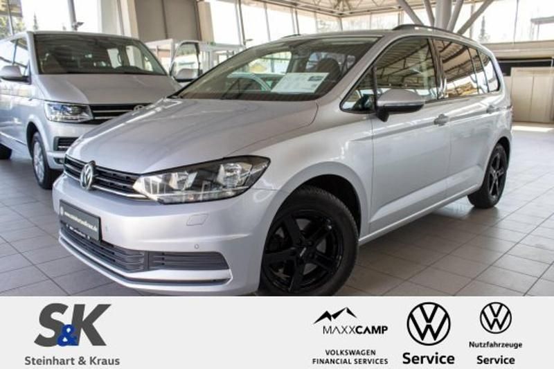 Gebraucht VW Touran Trendline 110 PS (80 kW) 2016 Silber Van / Kleinbus