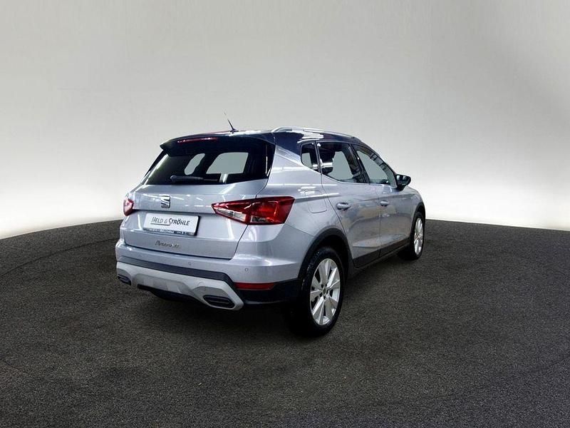 Gebraucht Seat Arona Xperience 110 PS (80 kW) 2024 Urban silber (metallic) SUV