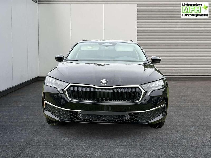 Neu Skoda Octavia Selection 150 PS (110 kW) 2025 Schwarz Kombi